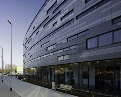 Здание Anglia Ruskin University в Кембридже