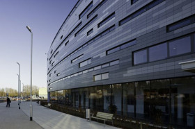 Здание Anglia Ruskin University в Кембридже