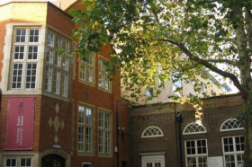 Здание Anglia Ruskin University Клемсфорд