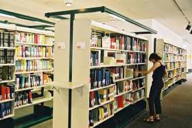 В библиотеке