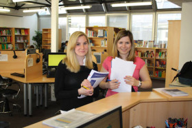 Студенты Венского экономического университета в библиотеке