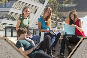 Студенты Венского экономического университета