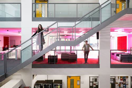 Холл City University London