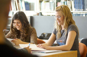 Студенты City University London на занятиях