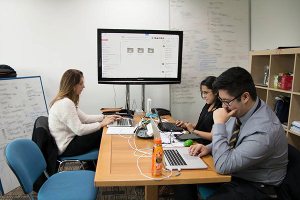 Студенты Aston University на занятиях