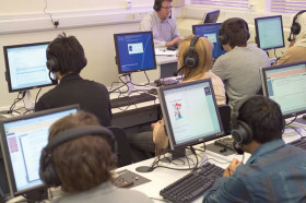 Студенты Aston University на занятиях