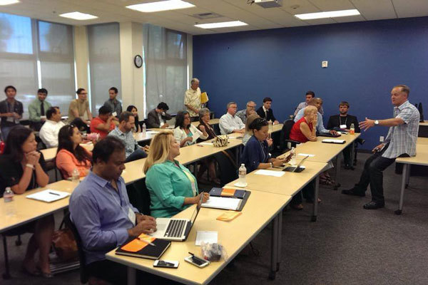 Студенты California Lutheran University на занятиях