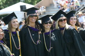 Выпускники California Lutheran University