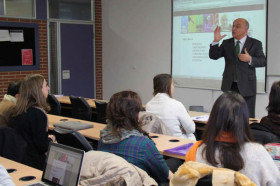 Студенты Cesine Business School на занятиях