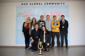 Интернациональные студенты Caxton College