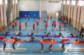 На уроках физкультуры