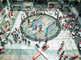 Холл в Singapore Institute of Management