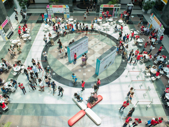 Холл в Singapore Institute of Management