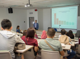 Занятия в Singapore Institute of Management