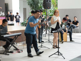 Творчество в Singapore Institute of Management