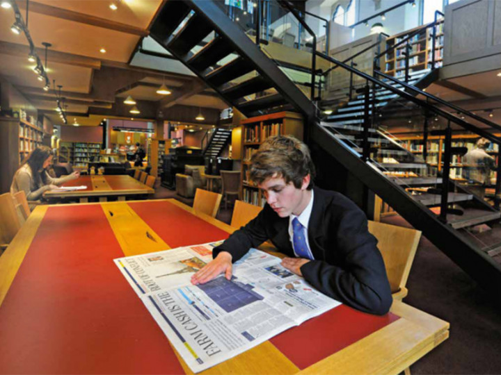 Студент Charterhouse