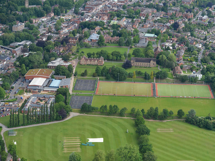 Территория Bromsgrove School