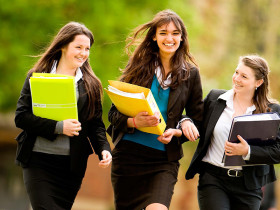 Учащиеся Bromsgrove School