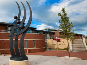 Спортивный центр Bromsgrove School