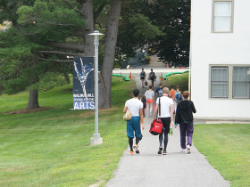 Студенты Walnut  Hill School