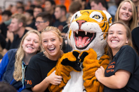 Студенты Suffield Academy