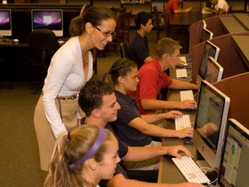 Занятия в American Heritage School