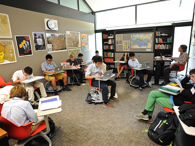 Студенты Eaglebrook School