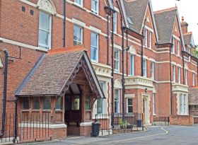 Резиденция Dover Road