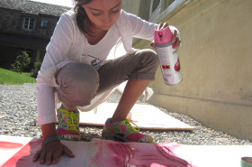 Занятия искусством в лагере Le Rosey School