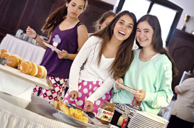 Столовая в Le Rosey School