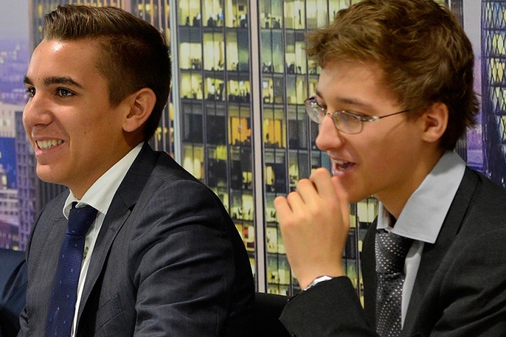 Студенты King Edwards School