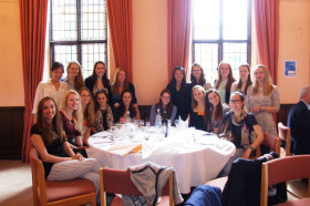 Ученицы Wycombe Abbey School