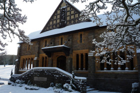 Wycombe Abbey School  зимой