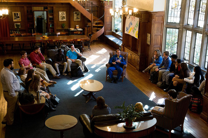 Клубы по интересам в Taft School