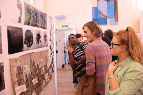 Искусство в Mander Portman Woodward