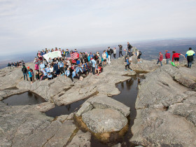 Учащиеся летней программы Northfield Mount Hermon School на экскурсии