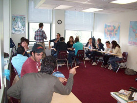 Уроки в FLS Boston Commons