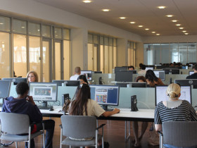 В FLS Boston Commons