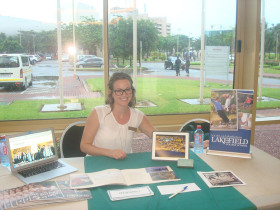 В Lakefield College School