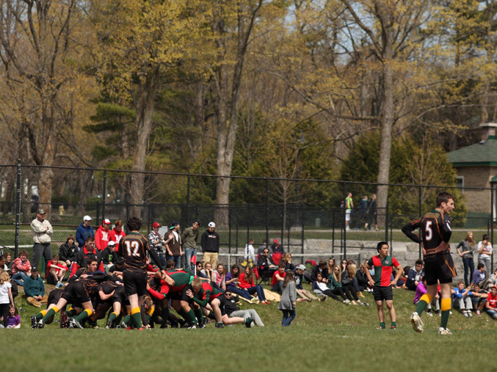 Спорт в Lakefield College School