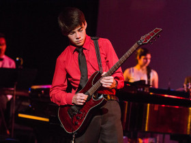 Творчество в Brentwood College School