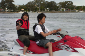 Водные развлечения в Lexis English Noosa