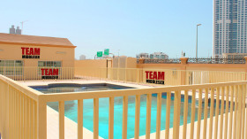 Бассейн в Middlesex University Dubai