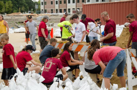 Волонтеры Coe College