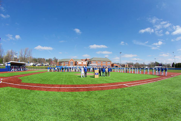 Спорт в Illinois College