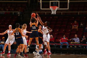 Спортивный лагерь при при Stanford University
