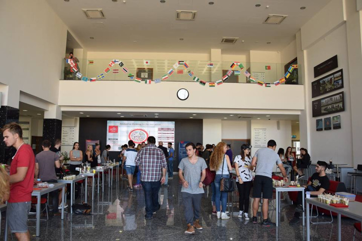 Студенты UCLan Cyprus