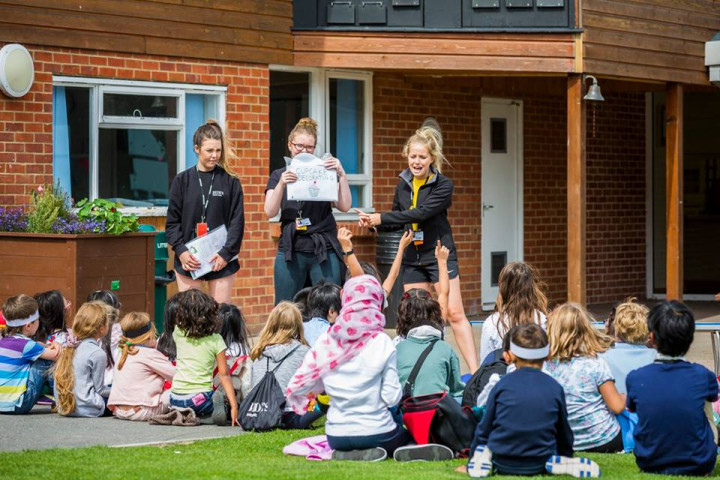 Семейные курсы в Bede's Eastbourne