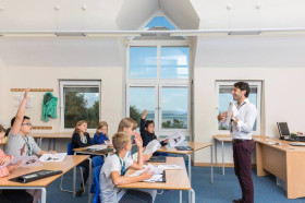 Семейные курсы в Bede's Eastbourne