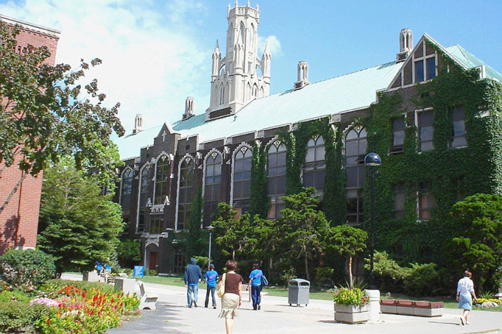 Университет Виндзора